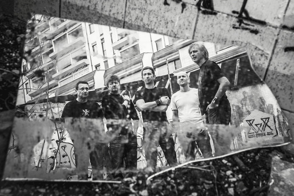 Nieti s singlom Ogledalo pred izidom novega albuma V bližini ljudi <span>© Tina Rus</span>